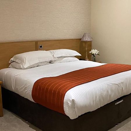 The City Hotel Dunfermline Bagian luar foto